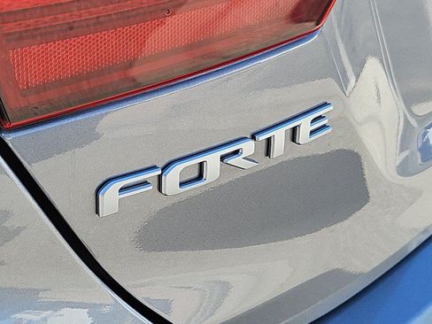 Used 2024 Kia Forte GT-Line FWD image 32