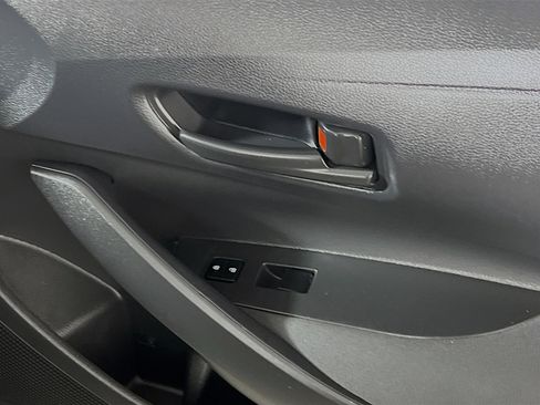 Used 2025 Toyota Corolla LE w/ LE Premium Package image 32