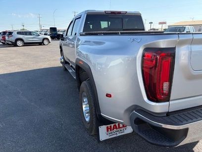 Used 2023 GMC Sierra 3500 SLT w/ SLT Convenience Package
