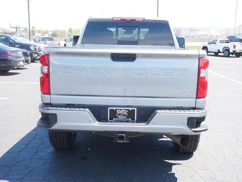 Used 2024 Chevrolet Silverado 3500 High Country w/ High Country Premium Package AWD/4WD image 6