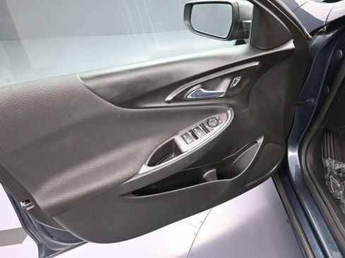 Used 2020 Chevrolet Malibu LS FWD image 13