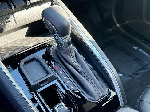 New 2026 GMC Canyon Elevation w/ Convenience Package image 22