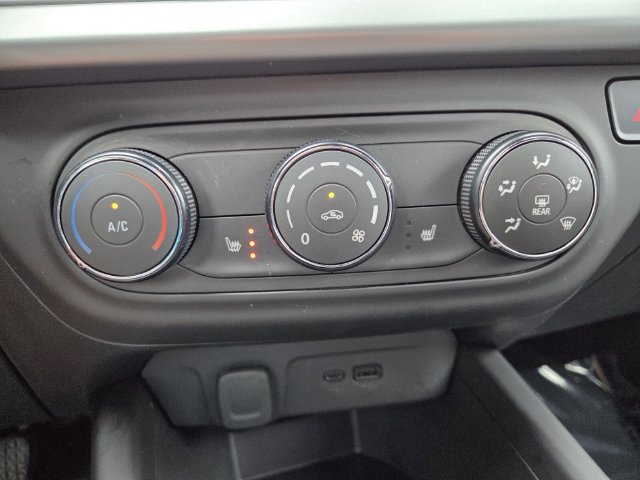 Used 2024 Chevrolet Trax RS w/ Driver Confidence Package FWD image 25