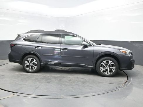 Used 2020 Subaru Outback Touring XT AWD/4WD image 9