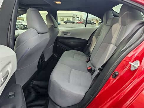 Used 2020 Toyota Corolla SE image 17