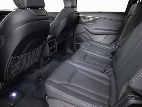 Used 2025 Audi Q7 3.0T Prestige w/ Prestige Package image 38