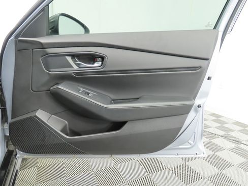 Used 2023 Honda Accord Sport image 23