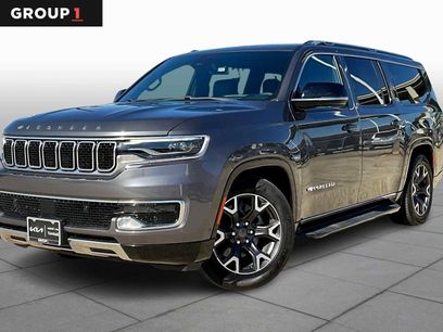 Used 2023 Jeep Wagoneer L Series III w/ Preferred Equipment Group
