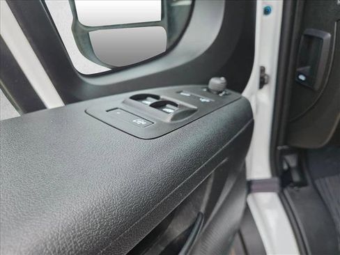 Used 2026 RAM ProMaster 2500 w/ Convenience Group FWD image 12