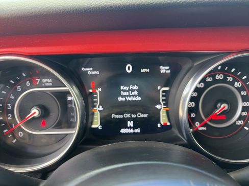 Used 2020 Jeep Wrangler Unlimited Rubicon AWD/4WD image 36