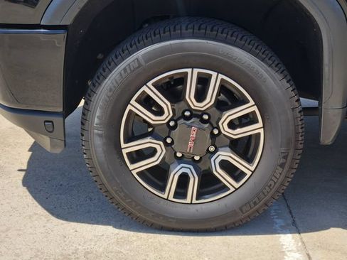 Used 2021 GMC Sierra 2500 AT4 w/ Gooseneck/5TH Wheel Package AWD/4WD image 10