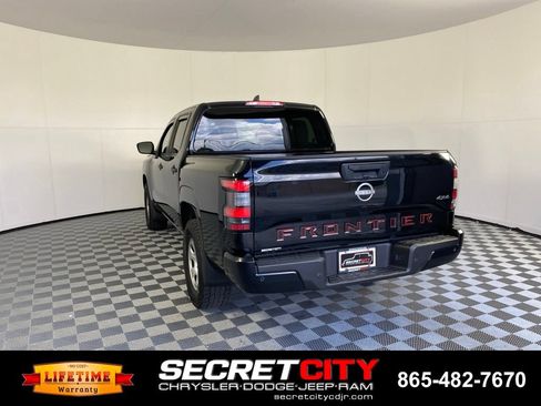 Used 2022 Nissan Frontier S w/ Technology Package AWD/4WD image 5