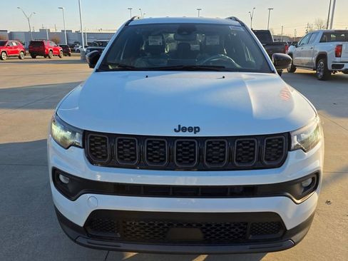 New 2026 Jeep Compass Latitude image 8