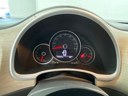 Used 2018 Volkswagen Beetle 2.0T Coast FWD image 41