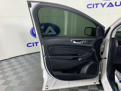 Used 2017 Ford Edge Titanium w/ Equipment Group 301A image 13