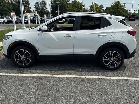 Certified 2023 Buick Encore GX Select w/ Safety Package II AWD/4WD image 9