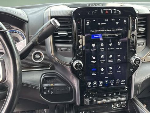 Used 2019 RAM 2500 Limited image 10