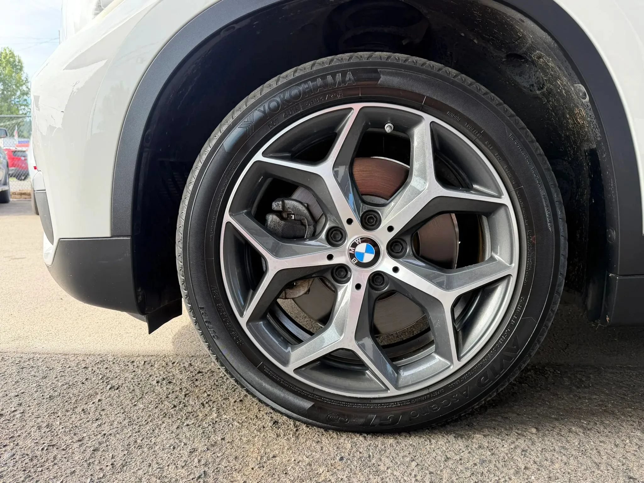 Used 2018 BMW X1 xDrive28i AWD/4WD image 12