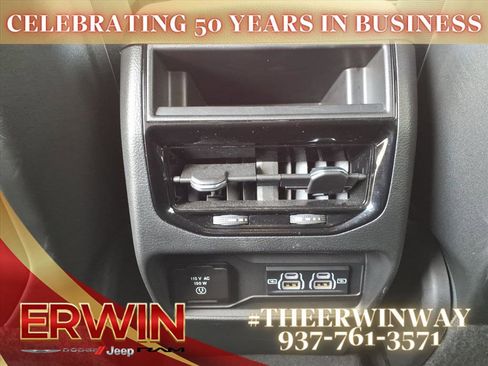 Certified 2024 Jeep Grand Cherokee Altitude image 25