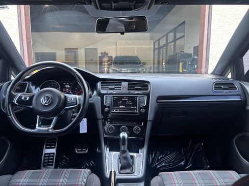 Used 2017 Volkswagen GTI S image 16