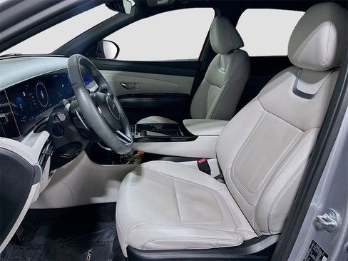 Used 2025 Hyundai Tucson Limited image 20