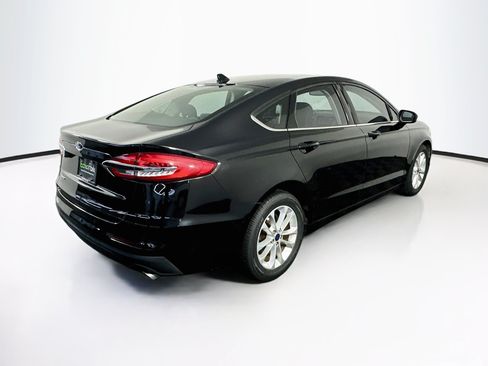 Used 2020 Ford Fusion SE FWD image 9