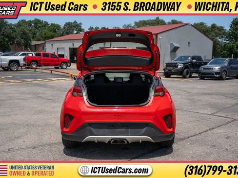 Used 2019 Hyundai Veloster 2.0 FWD image 6