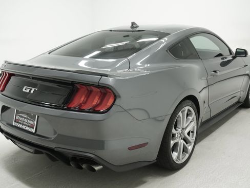 Used 2021 Ford Mustang GT Premium w/ Equipment Group 401A RWD image 4
