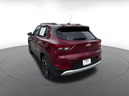 Used 2025 Chevrolet TrailBlazer LT image 11