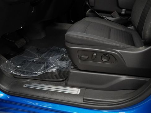 Certified 2022 Chevrolet Silverado 1500 LT AWD/4WD image 24