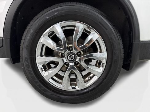 Used 2019 Nissan Rogue S w/ Special Edition Package FWD image 49