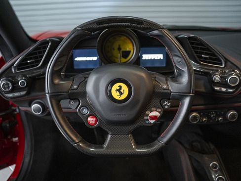 Certified 2017 Ferrari 488 GTB RWD image 33