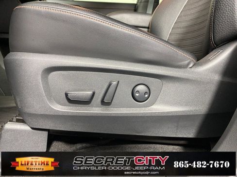 Used 2024 Nissan Pathfinder Rock Creek image 13