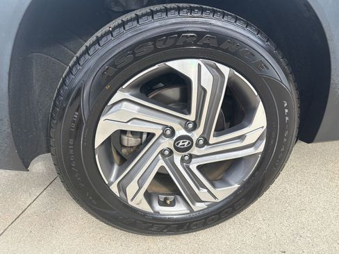 Used 2023 Hyundai Santa Fe SEL image 12