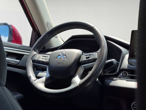 New 2026 Mitsubishi Outlander ES FWD image 23