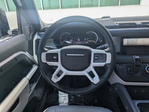 Used 2023 Land Rover Defender 110 SE AWD/4WD image 16