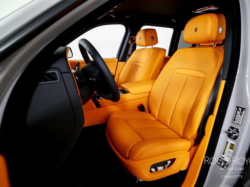 New 2027 Rolls-Royce Cullinan Black Badge AWD/4WD image 13