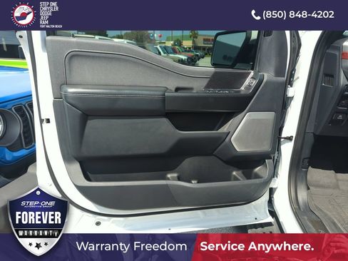 Used 2022 Ford F150 Raptor w/ Raptor 37 Performance Package AWD/4WD image 17