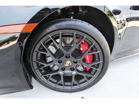 Used 2025 Porsche 911 Carrera GTS RWD image 21