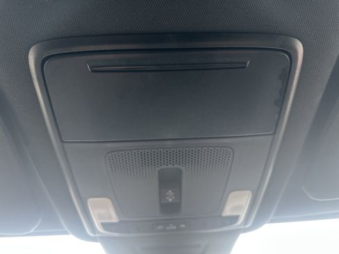 Certified 2025 Honda CR-V Sport image 32