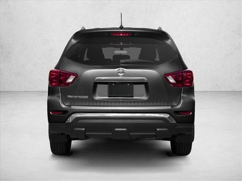 Used 2017 Nissan Pathfinder S image 10