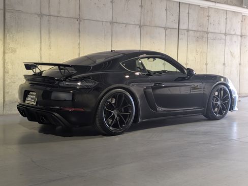 Certified 2023 Porsche 718 Cayman GT4 RWD image 9