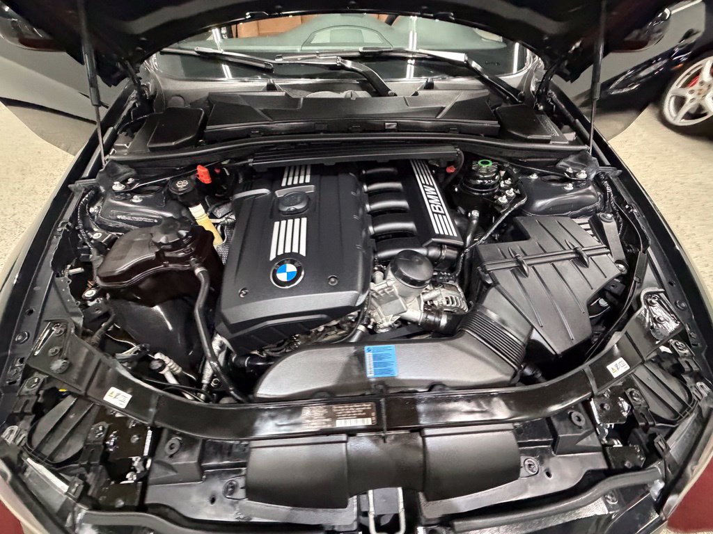 Used 2010 BMW 328i Convertible RWD image 47