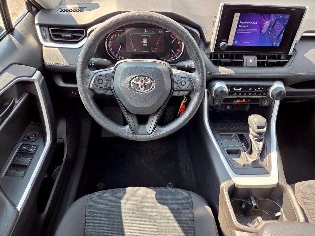 Used 2024 Toyota RAV4 LE FWD image 13