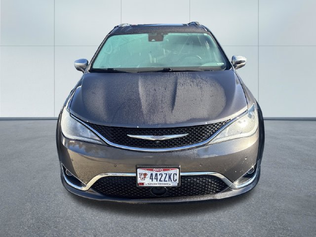Used 2017 Chrysler Pacifica Limited FWD image 5