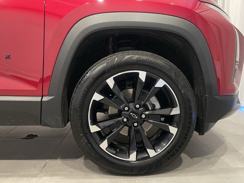 Used 2025 Chevrolet Equinox RS w/ Safety and Technology Package image 11