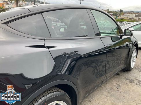 Used 2021 Tesla Model Y Long Range image 85