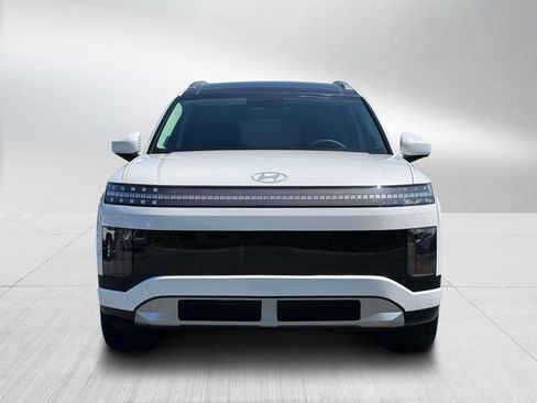 New 2026 Hyundai Ioniq 9 Limited image 12