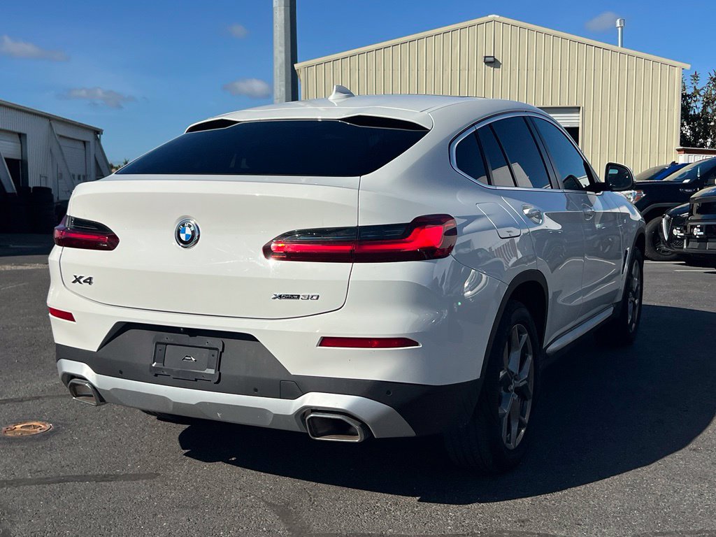 Used 2025 BMW X4 xDrive30i AWD/4WD image 7