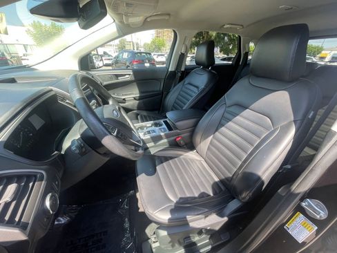 Used 2024 Ford Edge SEL image 36